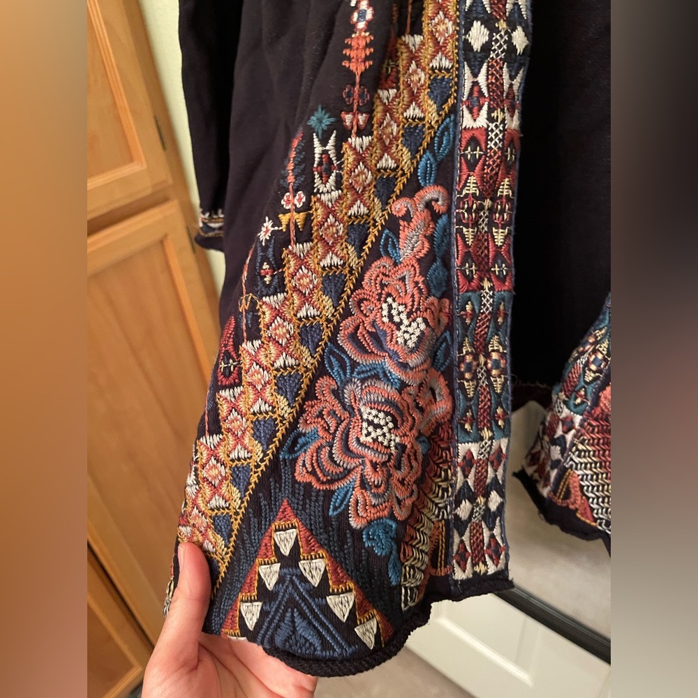 Johnny Was Draped Embroidered Women's Cardigan Sweater - Picture 6 of 10